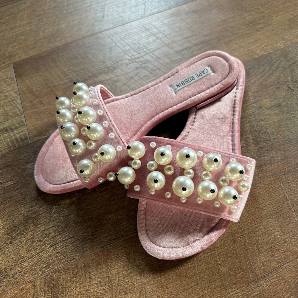 Women's Cape Robbin Pink Pearl Embellished Slides Size 9M - Picture 4 of 6